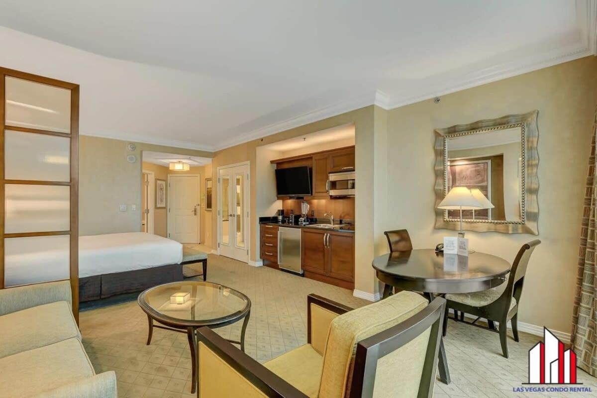 Mgm Signature-22-611 Strip View Jacuzzi Studio Λας Βέγκας Εξωτερικό φωτογραφία
