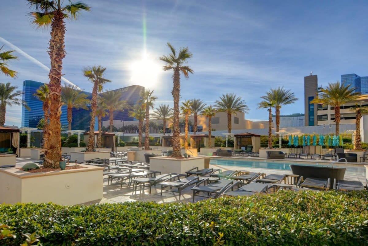 Mgm Signature-22-611 Strip View Jacuzzi Studio Λας Βέγκας Εξωτερικό φωτογραφία